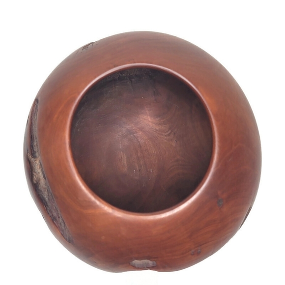 Burl bowl hollow vessel on pedestal with holes - Picture 11 of 15